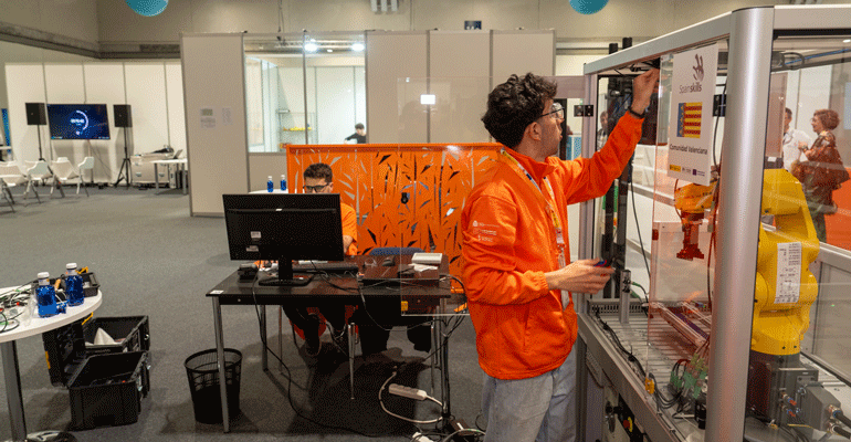 WorldSkills Shanghai 2026: jóvenes españoles competirán en el mayor campeonato mundial de skills en la prueba de robótica industrial