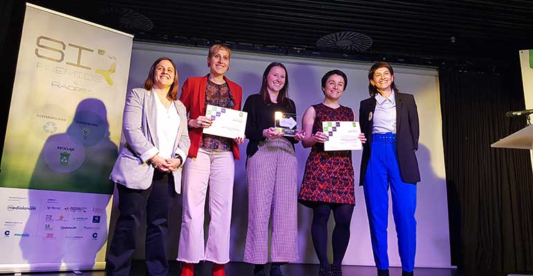 Recogen sus premios Carla León (Danone) y Marta Lara (Sealed Air) 2