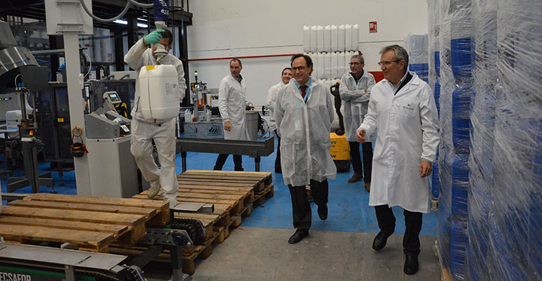 El Conseller de Hacienda, Vicent Soler, visita las nuevas instalaciones de Betelgeux-Christeyns